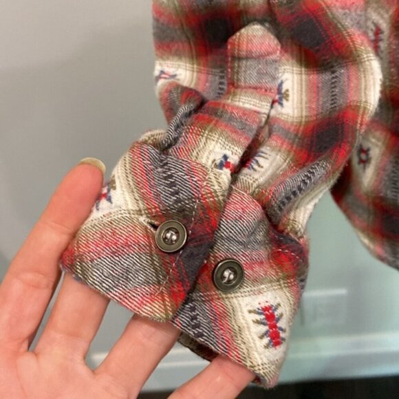 Angie Red Southwestern Plaid Soft Shirt Size medium - Picture 5 of 11